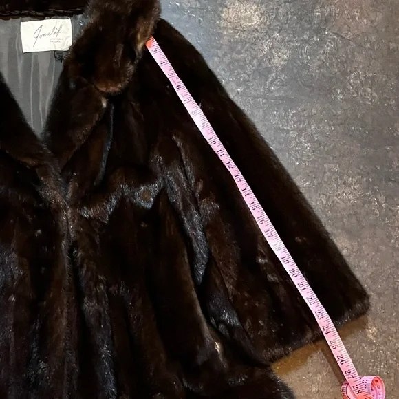 Jonclif Vintage Chocolate Luxury Mink Coat, XL
